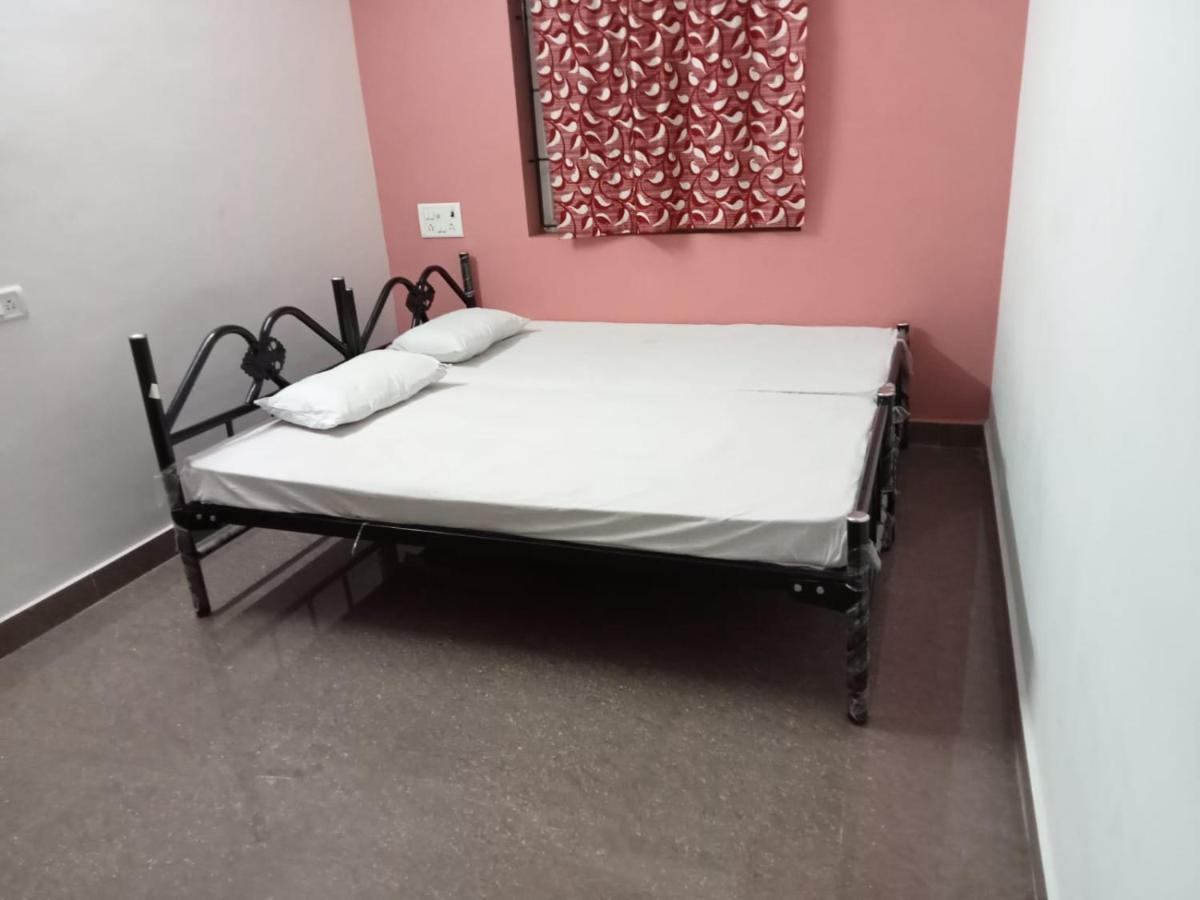Aparthotel Allamanda Abode Chennai Zewnętrze zdjęcie