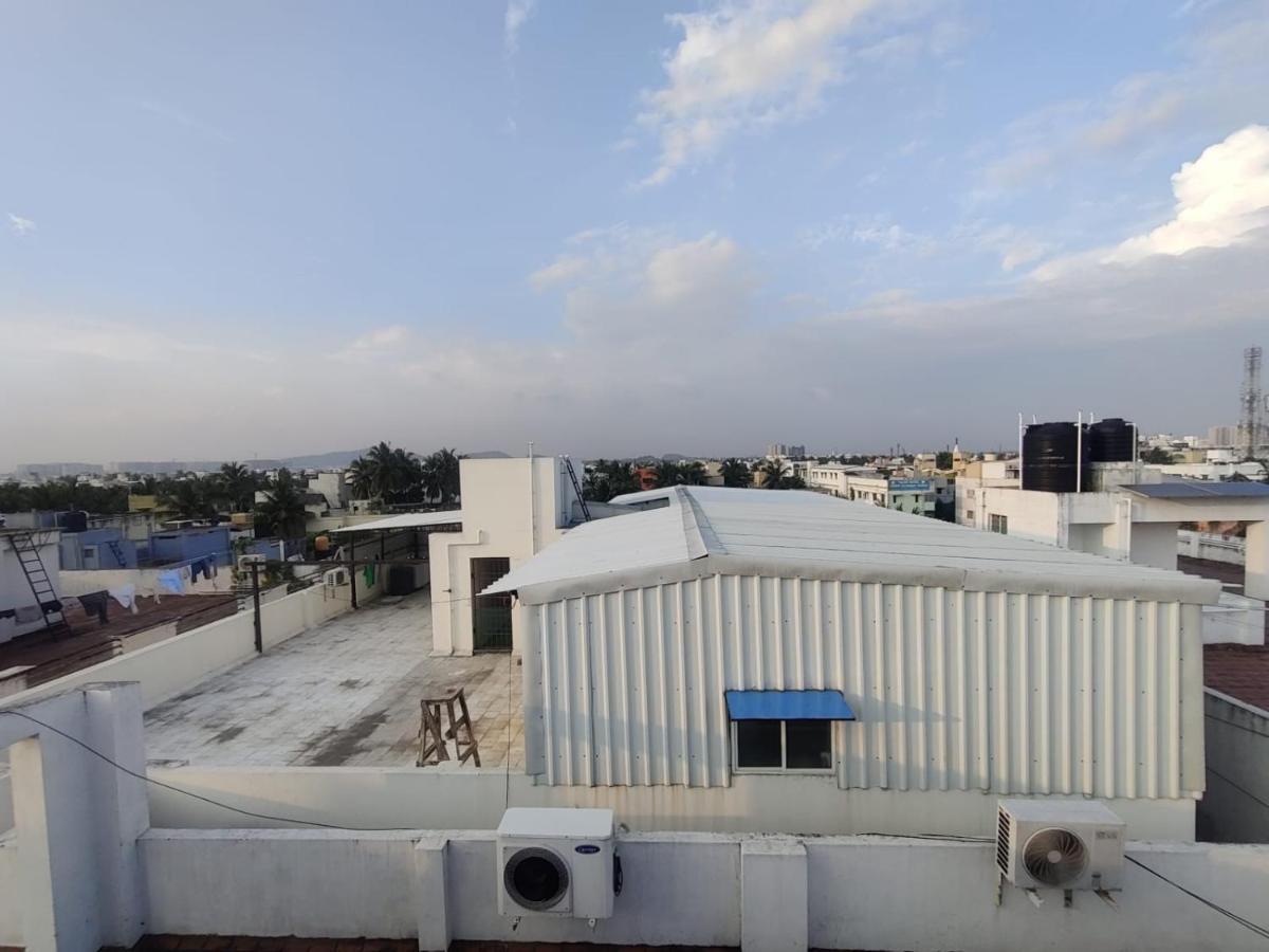 Aparthotel Allamanda Abode Chennai Zewnętrze zdjęcie
